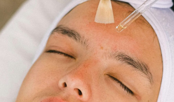 MOCZNIK KONTRA KWAS GLIKOLOWY